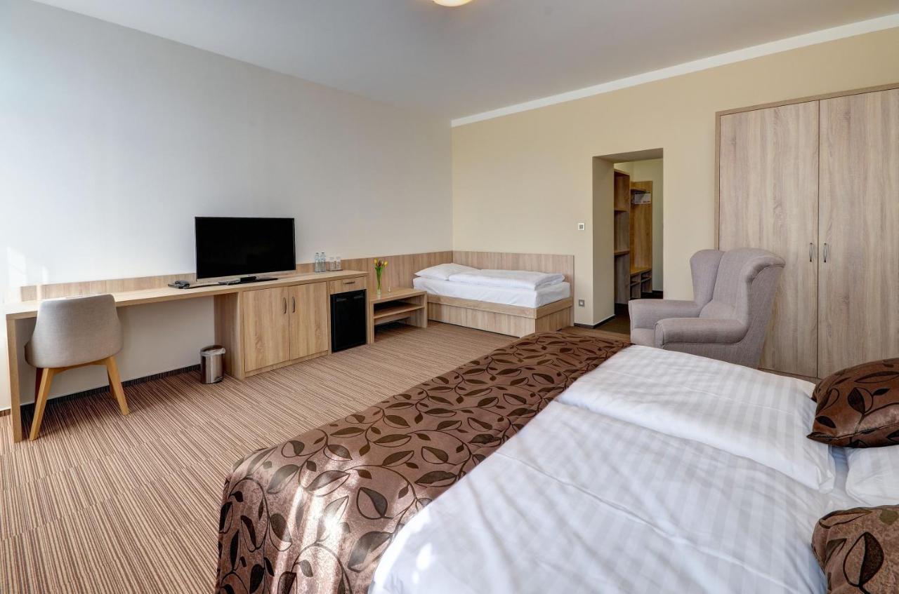 Hotel Gtc 3* Superior ビーロヴェツ エクステリア 写真
